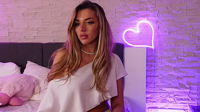 ClaraHazel live sex cam