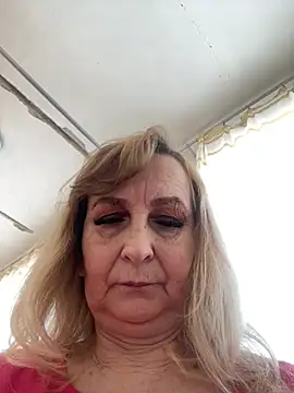 Irina2909@xh live sex cam