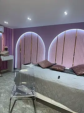 Hannah-Prada's cam snapshot