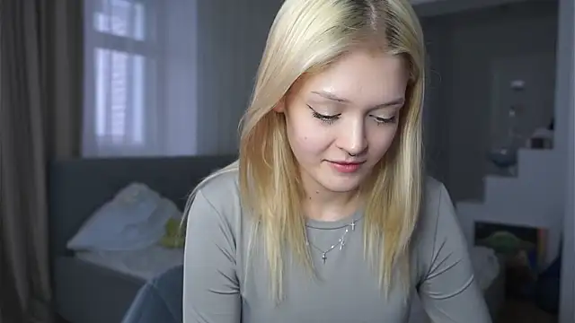 TaraBomstad's cam snapshot