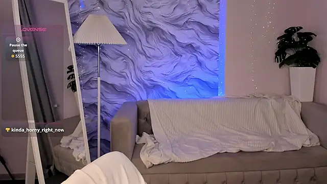 Kati_Li's cam snapshot