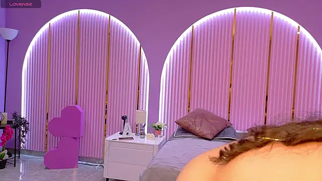 Hannah-Prada's cam snapshot