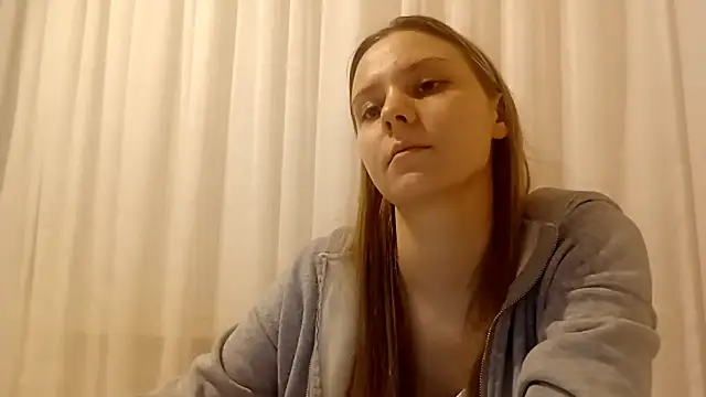 CrackShirker's cam snapshot