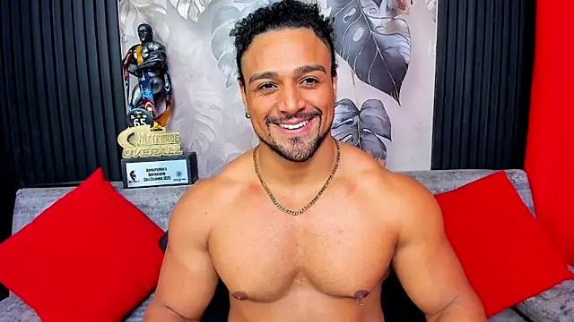 MikeEstevess live sex cam