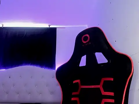 silviamilk's cam snapshot