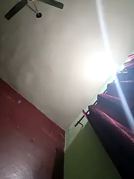 Eshwari_Chopra's cam snapshot