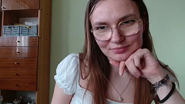 LooveELLYx live sex cam