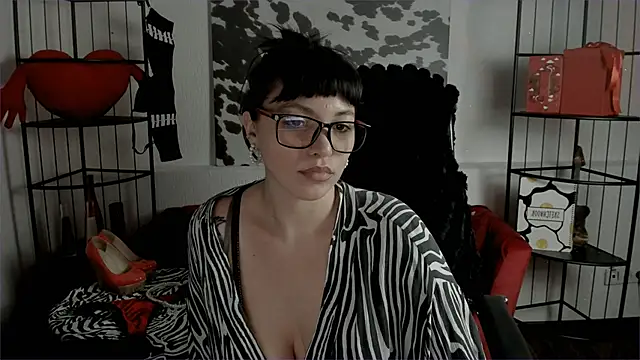 NeoGeisha's cam snapshot