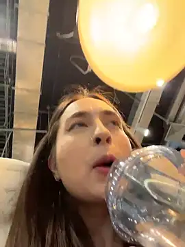 Holly_Play live sex cam