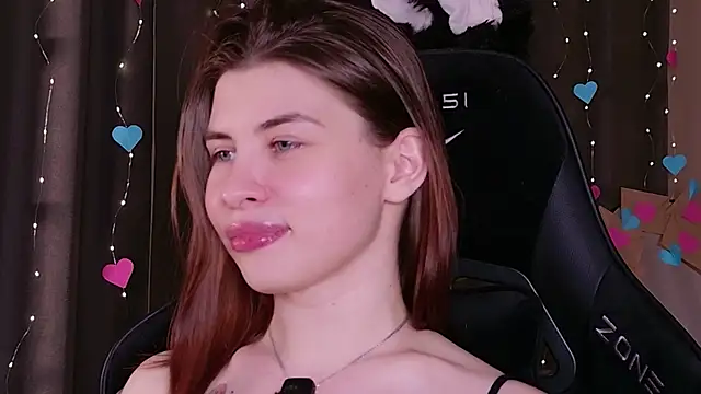 inside_tori's cam snapshot