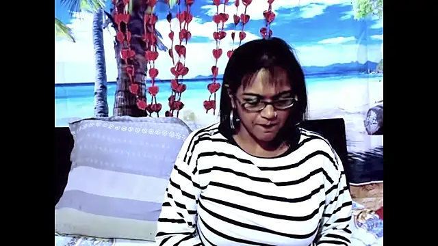 indianswtbella live sex cam