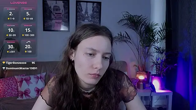 VioletaBloom live sex cam