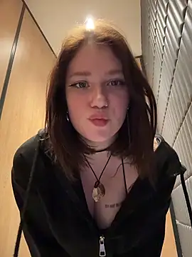 lucy-joy live sex cam