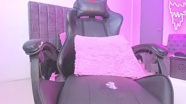 silvana__miller live sex cam