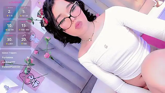 ClaudiaSophia live sex cam