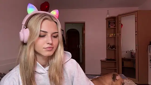 Evva_mayy live sex cam