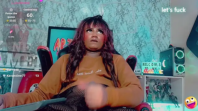 Mayka_Hot live sex cam