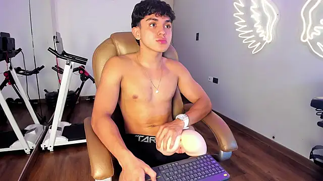 _TaylorBlack live sex cam