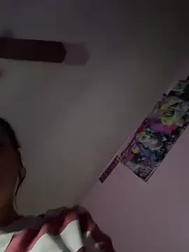 Milfshortcakes live sex cam