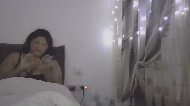 maayanlevi2 live sex cam