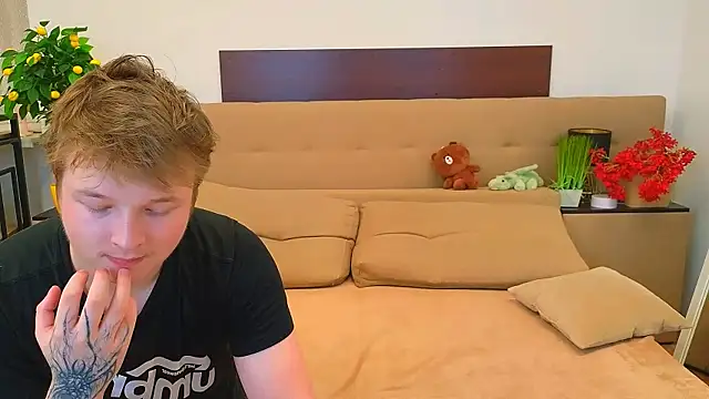 _Olli__Stiw_ live sex cam