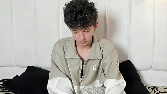 David_Roy_ live sex cam