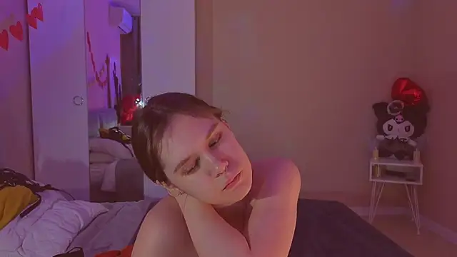 Mia_Luw live sex cam