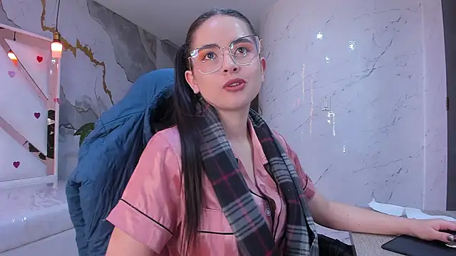 Qetsyah_tf's cam snapshot