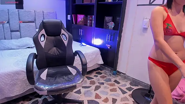 GemmaBrown's cam snapshot