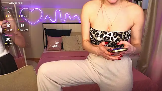 MaxinCarroll's cam snapshot