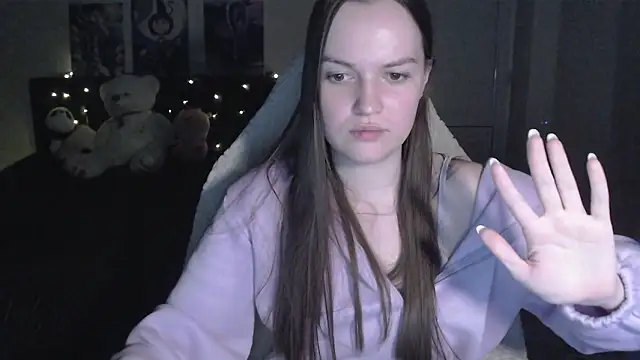 Little_flowers's cam snapshot