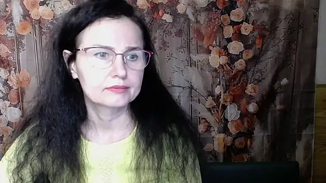 Miroslava_Happi's cam snapshot