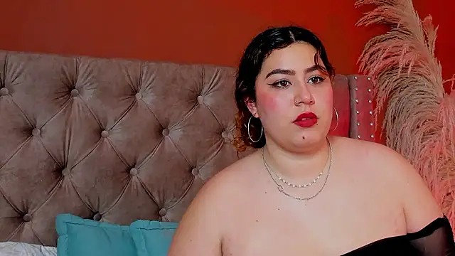 ari_rouse_'s cam snapshot