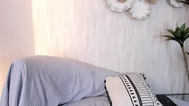 pinkmoon30's cam snapshot