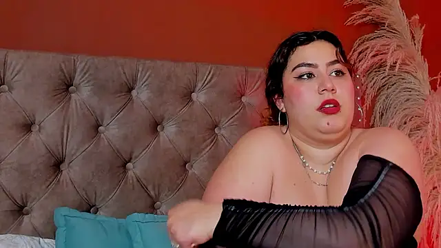 ari_rouse_'s cam snapshot