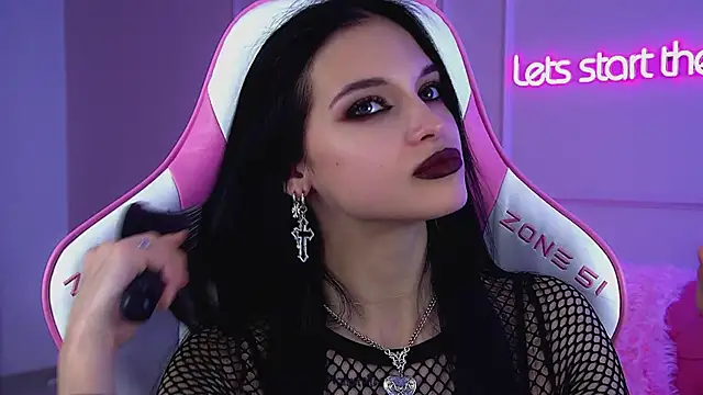 BeverlyMost live sex cam