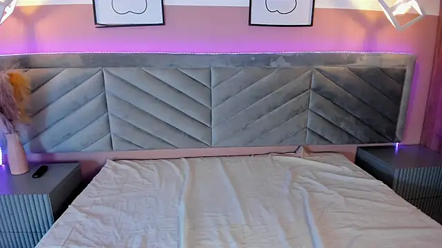 mila_blake1's cam snapshot