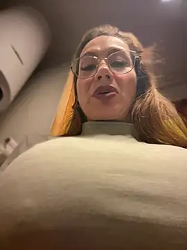 angelitasexy81 live sex cam