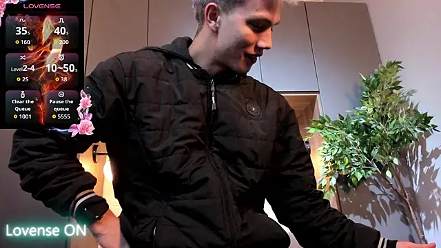 nicktorn's cam snapshot