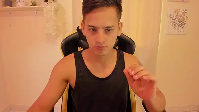 elmasmas01's cam snapshot