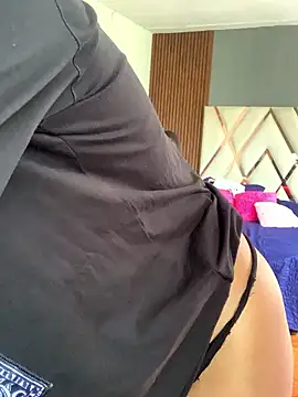 kali_rousse's cam snapshot