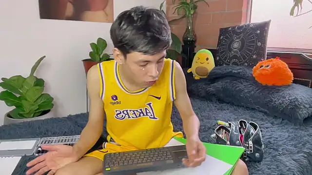 Andy_Belier23 live sex cam