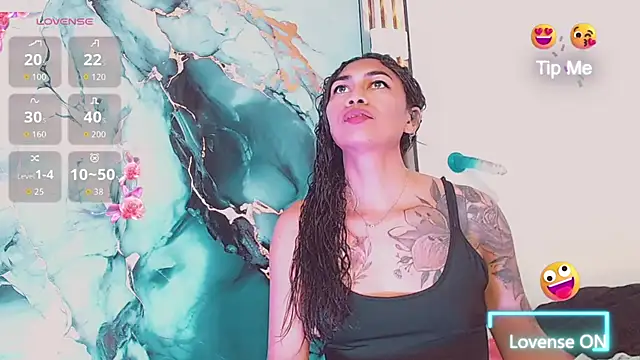 khiara_moretti live sex cam