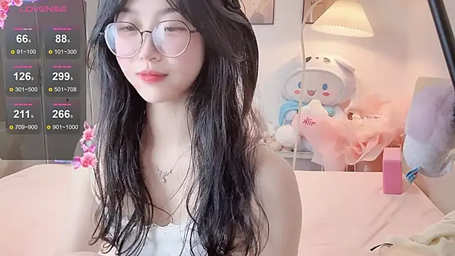 Luminous4173 live sex cam