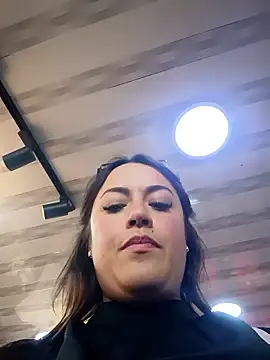 Lesly_10- live sex cam