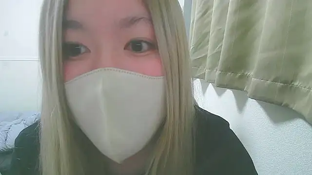 Remi_official live sex cam