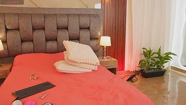 Chloe_Harris's cam snapshot