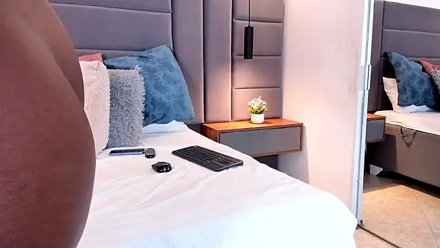 KaraWatson's cam snapshot