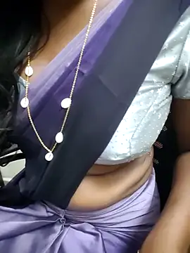 Tamilmallu-duskygirl03's cam snapshot