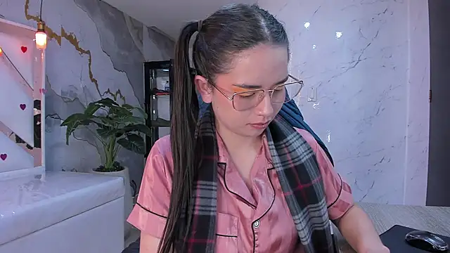 Qetsyah_tf's cam snapshot